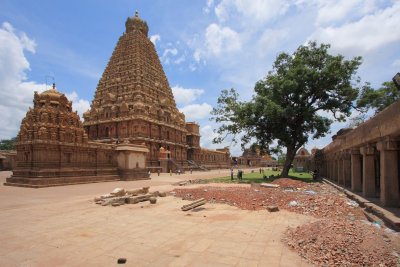 The magnificant Brihadishwara Temple vimana