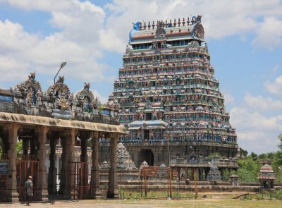 Soaring gopuram, Nataraja Temple