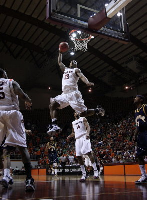 VT_Quinnipiac_JTT01.JPG