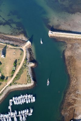 80 Port du Crouesty sortie de bateaux.