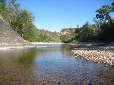 River going through Tutuaca Mountain