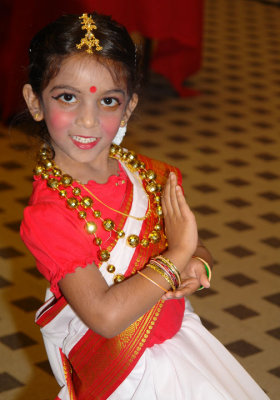 Stellar Bengali Dance by the Dallas children at NABC 2006