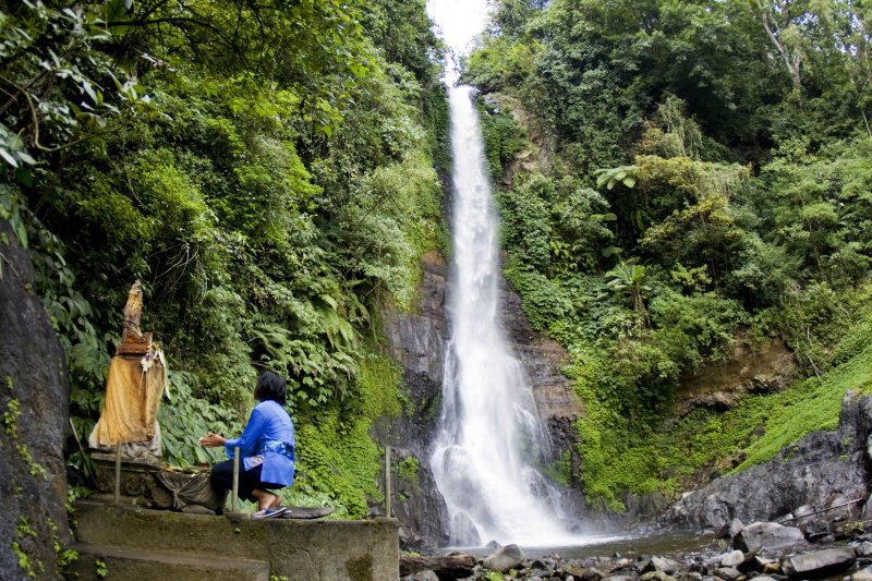 Git Git Waterfall Prayer