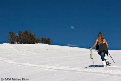 Snowshoeing A 04_09_06.jpg