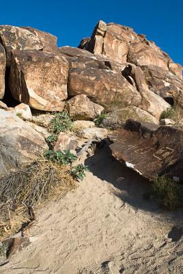 petroglyph rocks 2.jpg