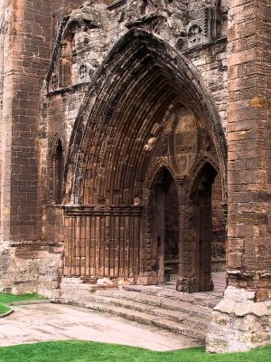 Elgin Cathedral 15_09_06 001