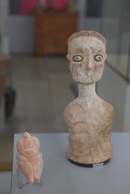 Neolithic Human Models 8000 B.C. 5.jpg