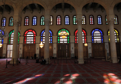 Umayyad Temple interior prayer hall 2.jpg