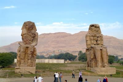 Colossi of Memnon.jpg