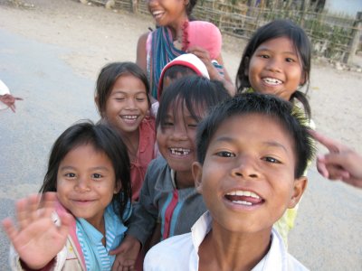 Kontum city kids