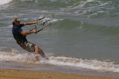 Traction Kite Surfer