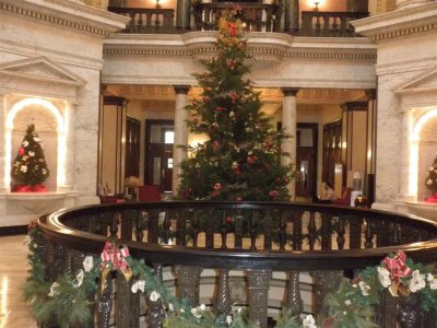 New Capitols Christmas decorations