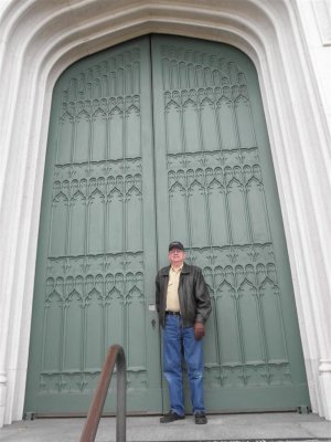 Rolf near side door at Old Capitol-Baton Rouge MS