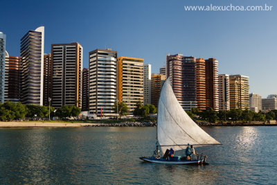 Mucuripe, Beira mar, Fortaleza, Ceara 01082009 7187 blue.jpg