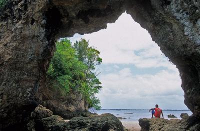 Ilha da Pedra Furada, Baa de Camamu, Mara