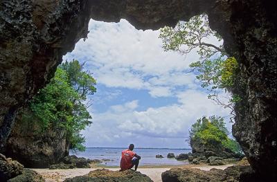 Ilha da Pedra furada, Baa de Camamu, Mara