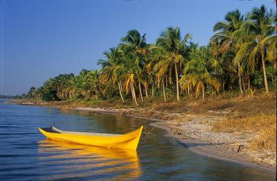 Lagoa do Cassenge coqueiral