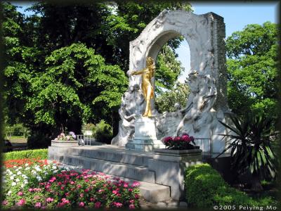 Statue of Mozart at the Stadtpark