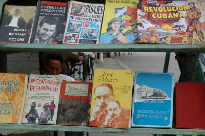 Books - Plaza de Armas; Havana