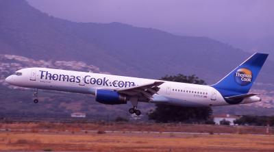 G-FCLB  Thomas Cook B757-200.jpg