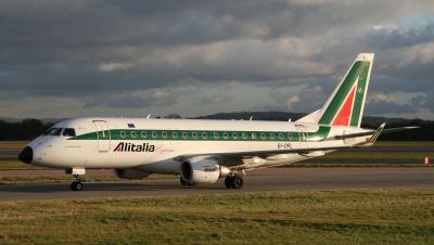 EI-DFL Alitalia Express EMB170.jpg