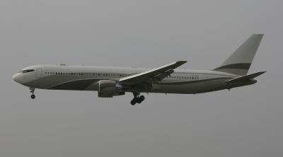 P4-MES  B767-33AVER   cn33425/909