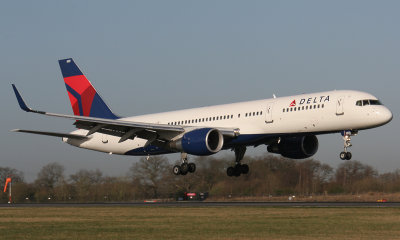 N713TW Delta Air Lines Boeing 757-2Q8