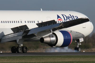 Delta 767.jpg