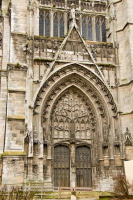 05 North Transept Doorway D3005329.jpg