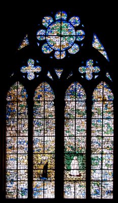 30 Stained Glass D3005400.jpg
