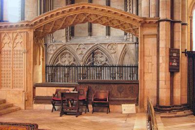 31 Tomb of Katherine Swynford 87002219.jpg