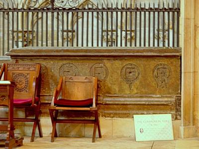 32 Tomb of Katherine Swynford 87002220.jpg