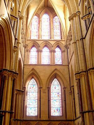 40 S E Transept 87002223.jpg
