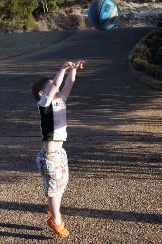 gavin_jumpshot2.jpg