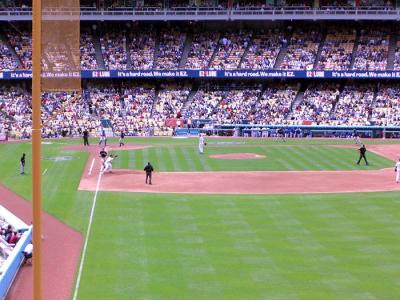 dodger_groundout.jpg