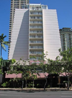 Waikiki Gateway Hotel (stayed on 14th Floor)