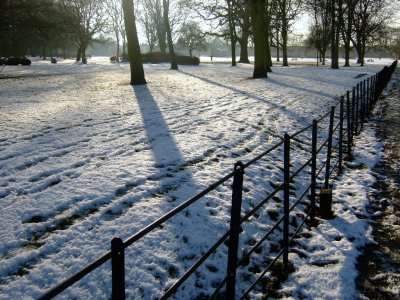 Wisbech park on snowy day2.jpg