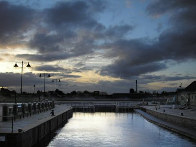 Purfleet quay.jpg