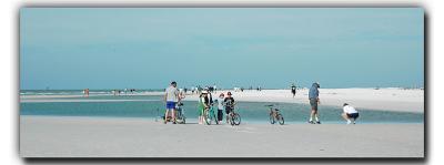 Family Cyclists, 12/28/05, Siesta Beach