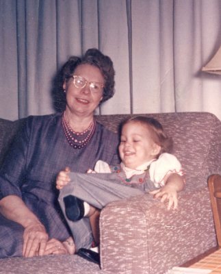 Bertha Spencer & Barbara Simmons 1961.jpg
