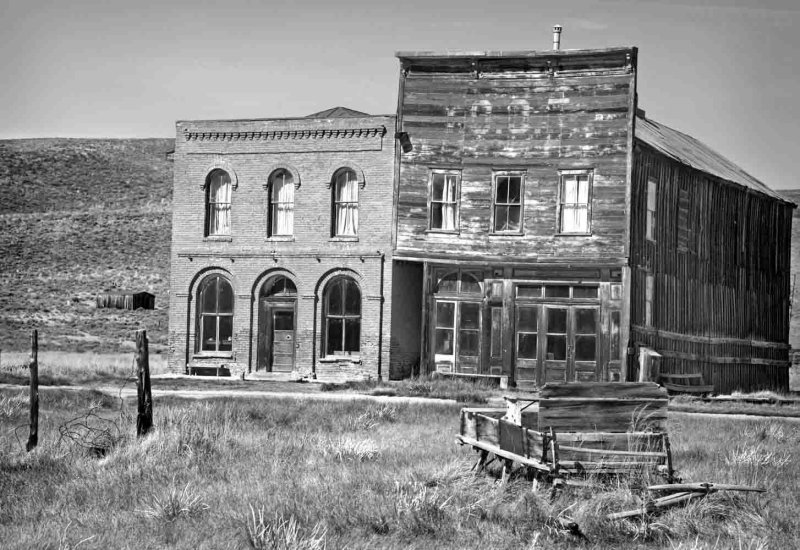 Saloon and dry goods
