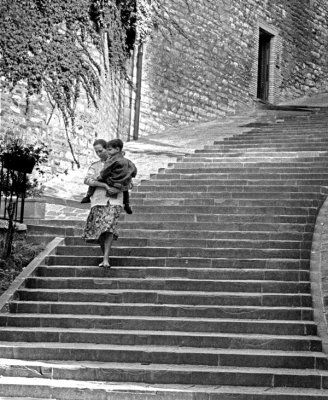 Mother and child,  Gubbio, Italy