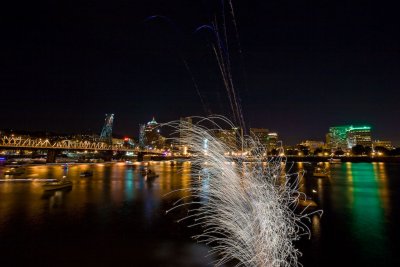 July 4 09 Portland Fireworks-107.jpg