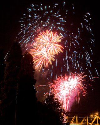 July 4 09 Portland Fireworks-75.jpg