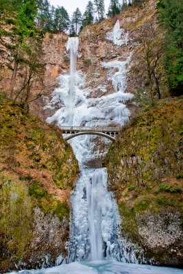 Columbia River Gorge, OR -- Falls and Ice