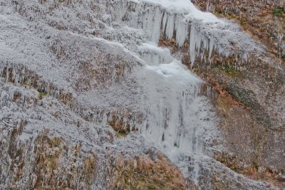 Dec 9 09 Gorge Ice Falls-085.jpg