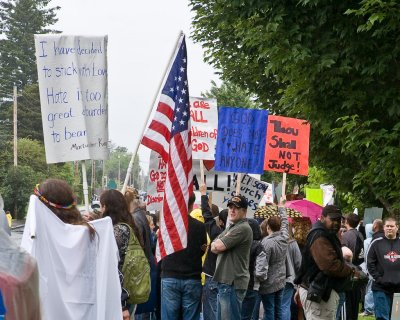 Demonstration and Counter-Demonstration, Vancouver, WA, June 1 '10