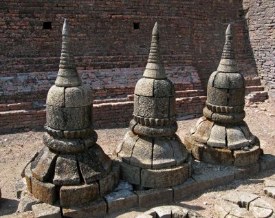 Stupa spires