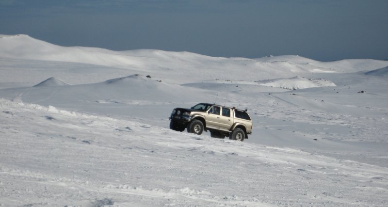  lei  jkul skammt ofan Mrdalsjkulsvegar