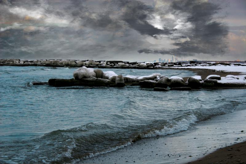 Huntington Beach in  Bayvillage